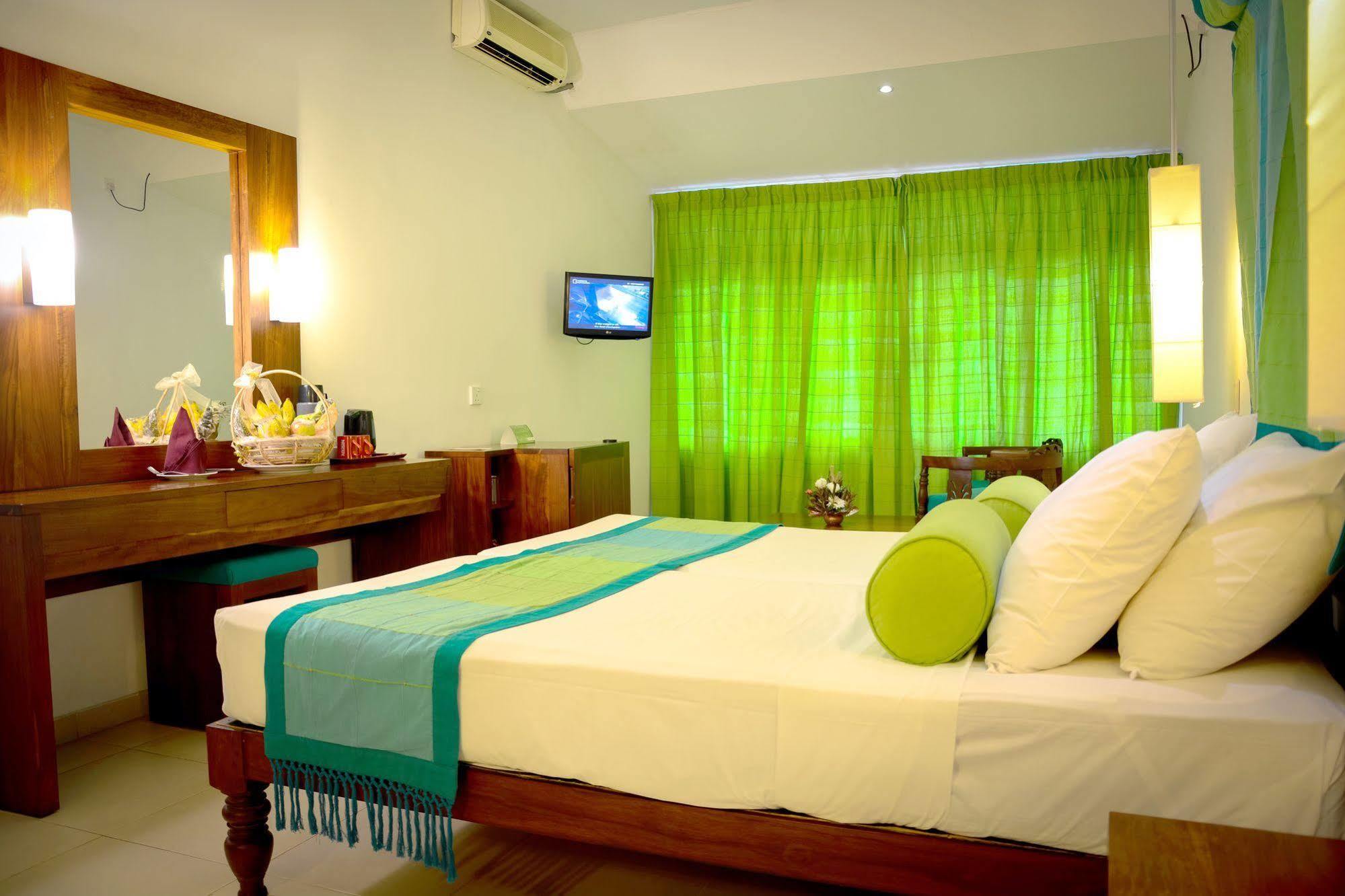 Hotel Hilltop Kandy Zewnętrze zdjęcie